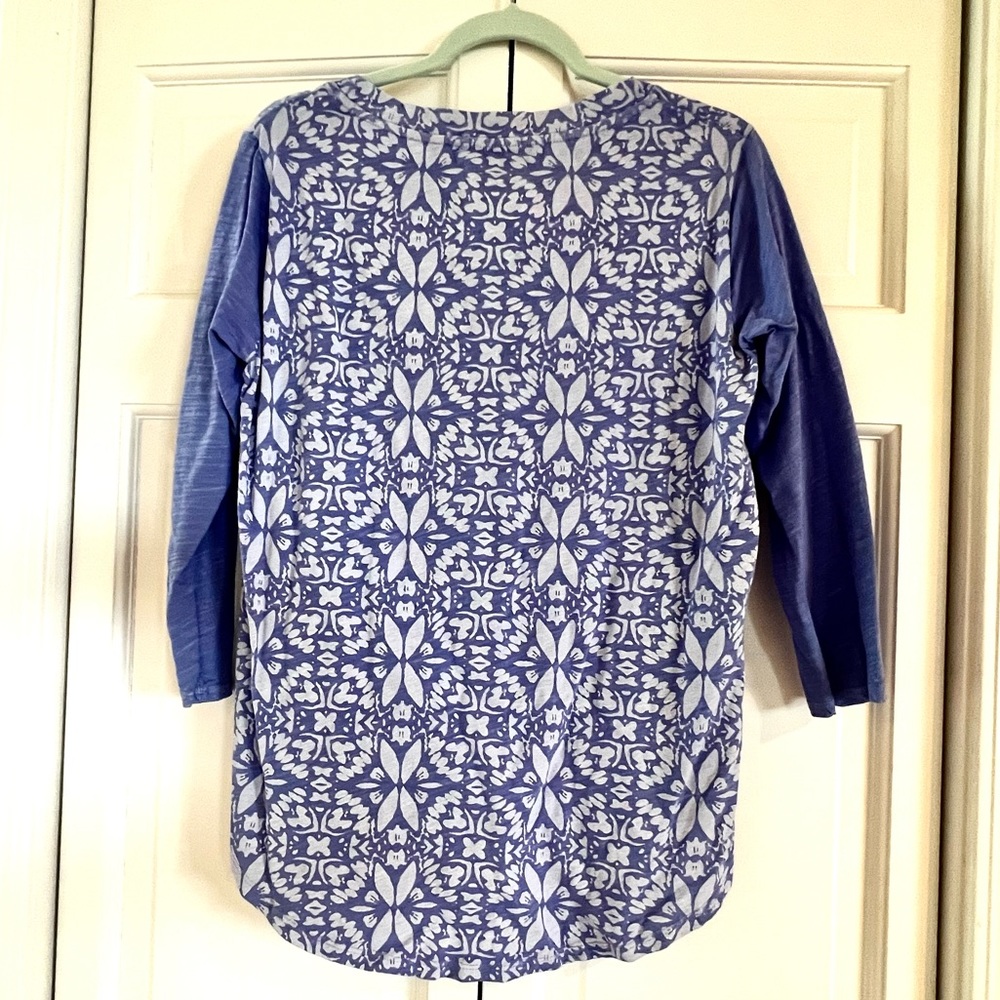Fresh Produce Catalina Island Batik Raglan Style Top Periwinkle Blue - Picture 2 of 2
